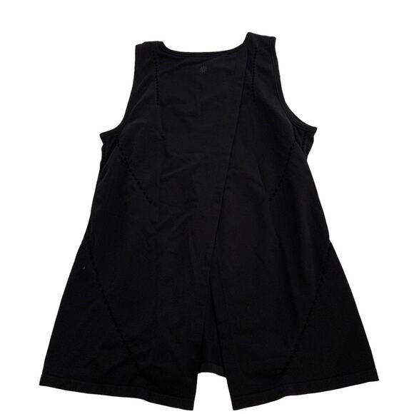 ATHLETICA sports top. Split in back. Size by measurements. Size M - Picture 7 of 8